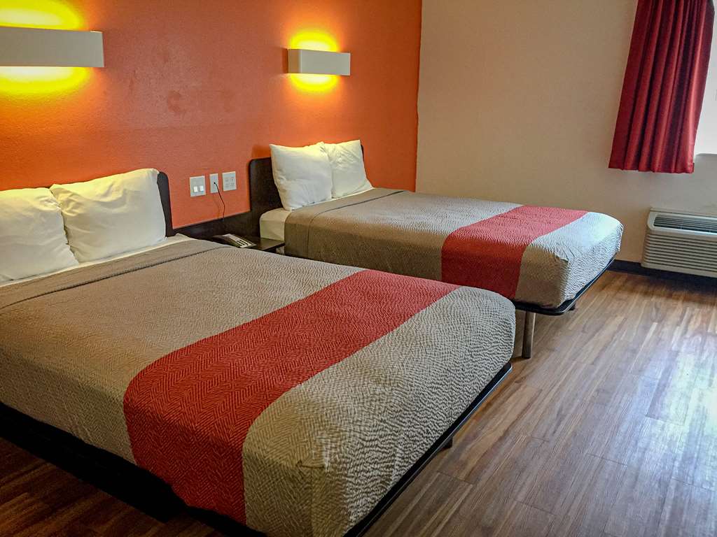 Motel 6 Woodway TX - photo 10