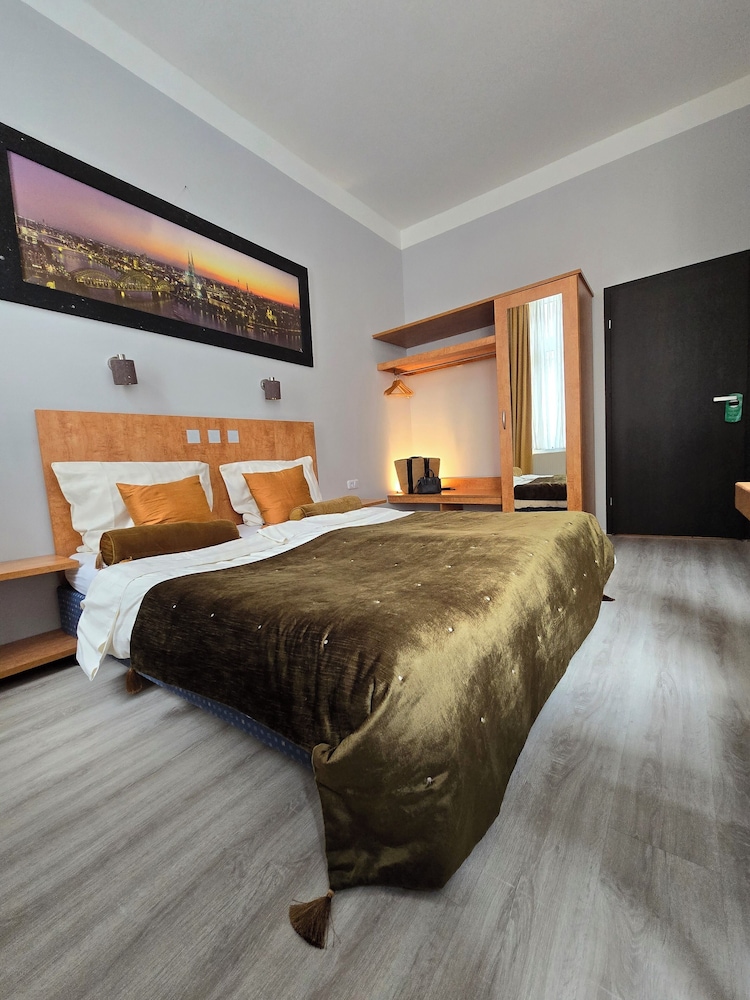 City Hotel Storch — Koeln