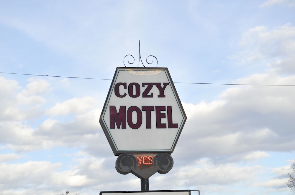 Cozy Motel — hotel in Moorcroft