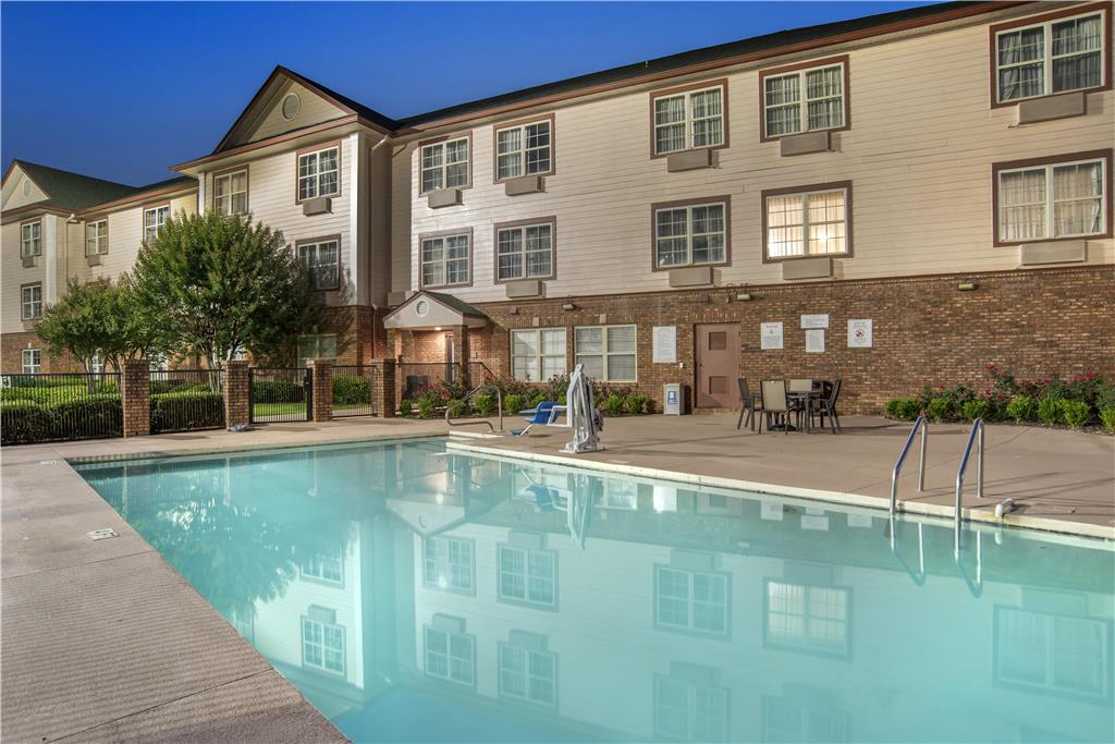 Best Western Plus Bessemer Hotel & Suites - photo 47