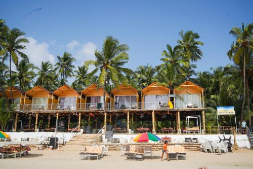 Beachfront Bliss - carbon neutral hotel in Canacona