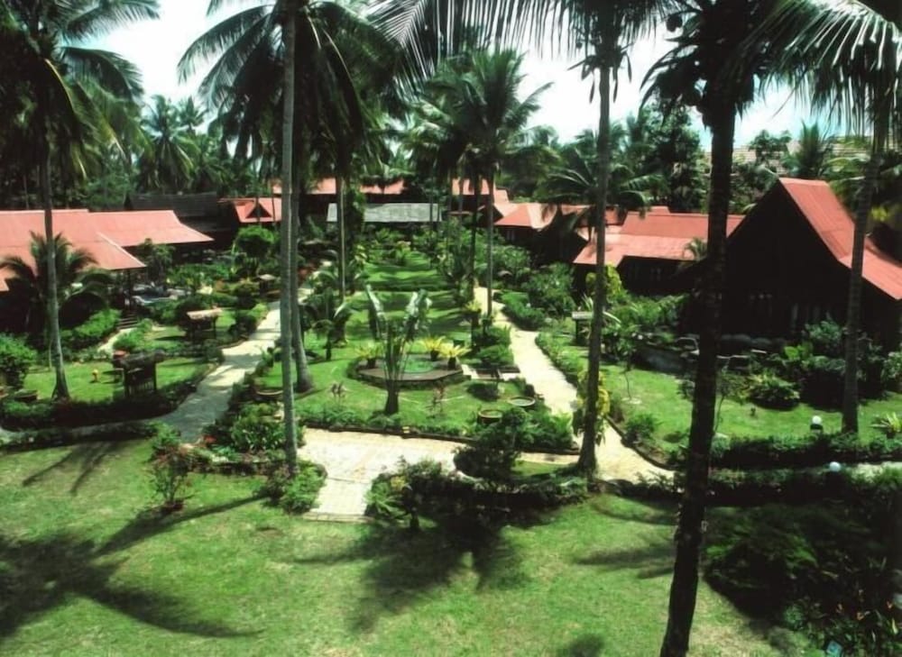 Lavilla By Holiday Villa Cherating — 4-Star Luxury Hotel in Kuantan, Malaysia