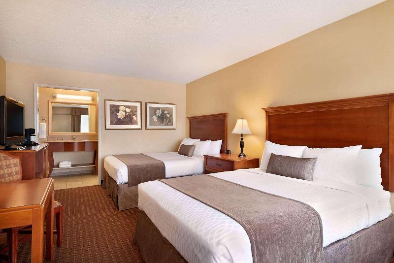 Days Inn By Wyndham Culpeper - photo 3