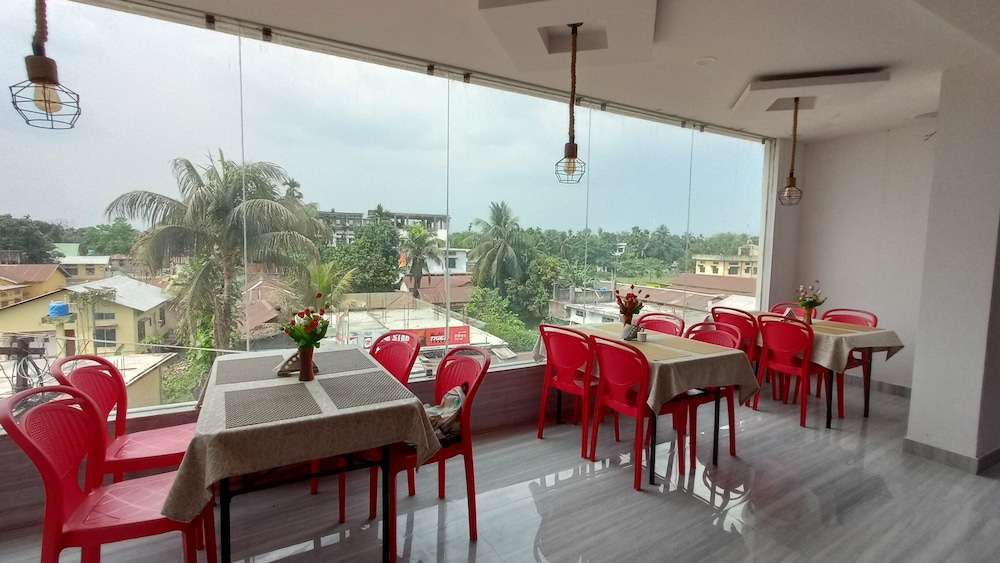 Roy's Hotel - last minute hotel in Gauripur
