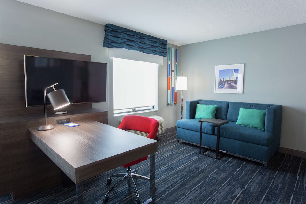 Hampton Inn & Suites Ankeny - photo 16