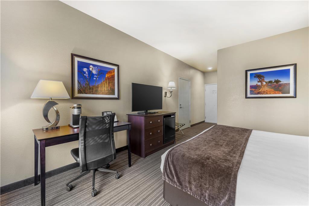 Best Western Plus Winslow Inn - photo 25