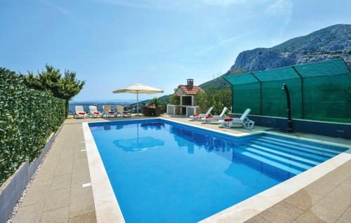 Family Villa in Solin with Pool — 4-Star Luxury Hotel in Solin, Croatia