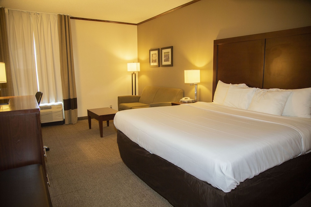 Ardmore Inn & Suites - photo 8