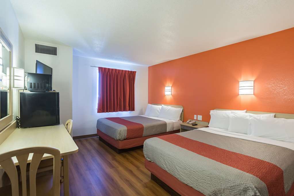 Motel 6 Dale IN - photo 11