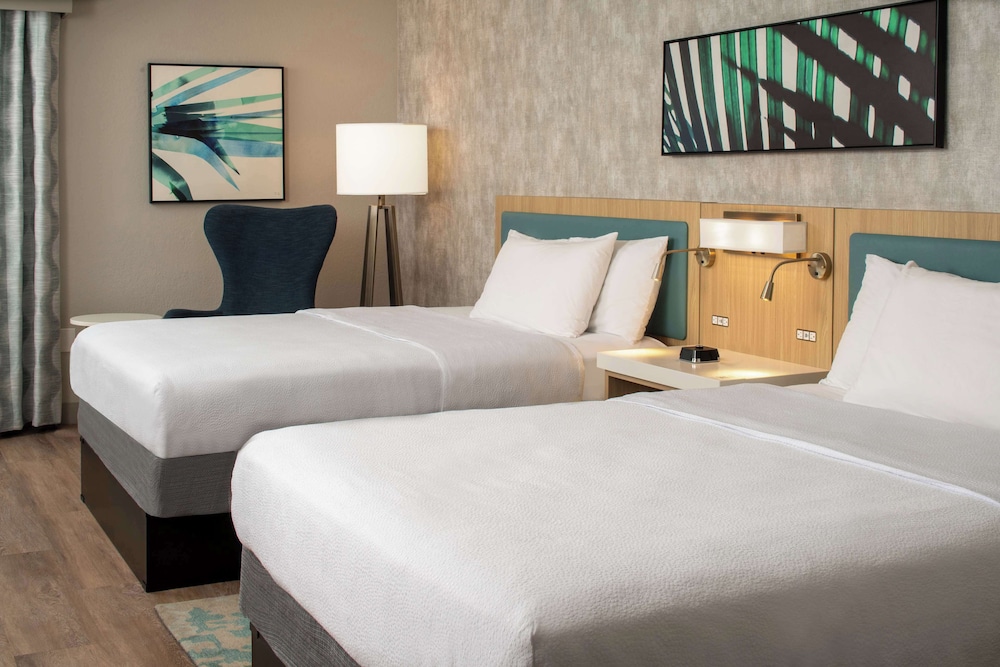Hilton Garden Inn Orlando Airport - photo 7