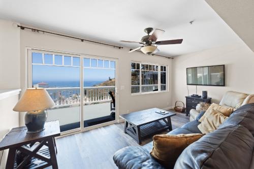 123UT Lower 123 Upper Terrace Lower in Avalon, United States