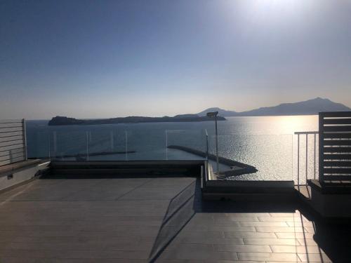 Manu's House Villetta Indipendente — 4-Star Luxury Hotel in Monte Di Procida, Italy