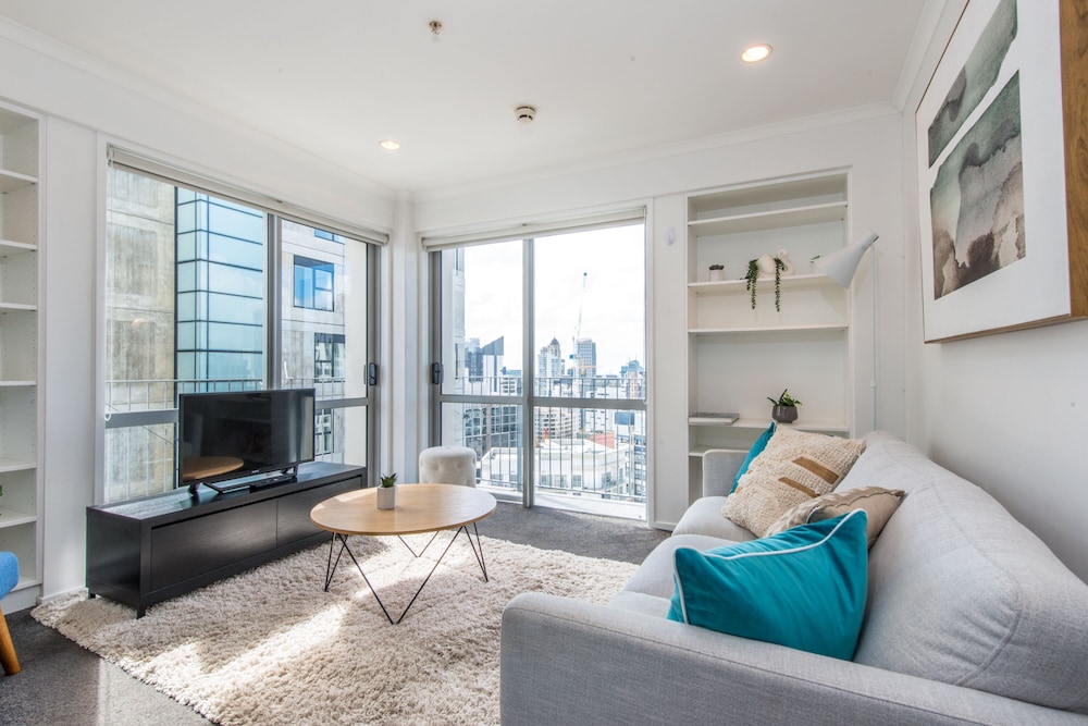 City Verve 2BR Apt with City Views and Wi Fi — 4-Star Luxury Hotel in Auckland, New Zealand