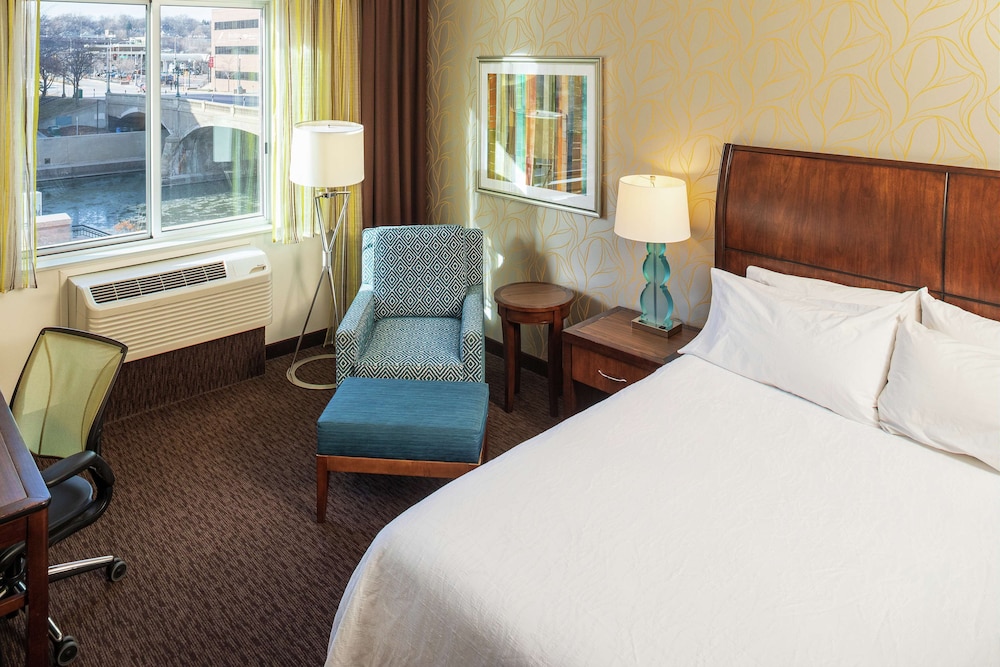 Hilton Garden Inn Sioux Falls Downtown - photo 4