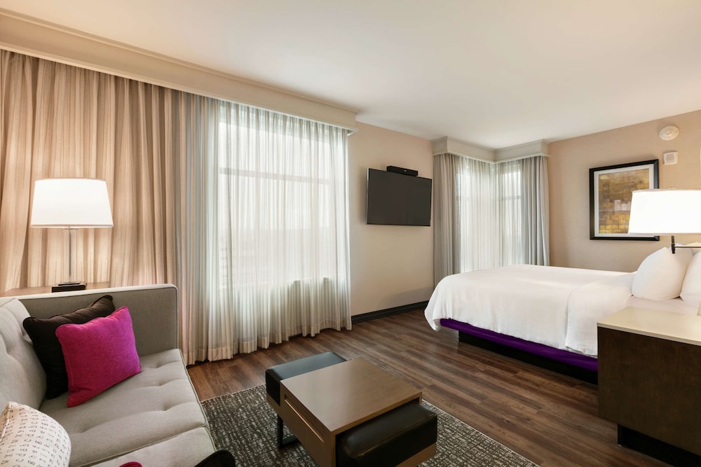 Embassy Suites by Hilton Berkeley Heights - photo 26