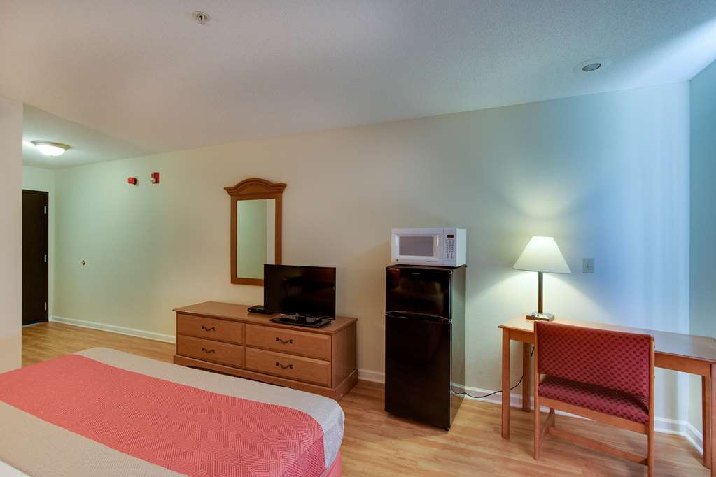 Motel 6 Hinesville GA - photo 8