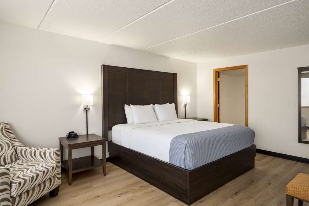 AmericInn by Wyndham Rochester Near Mayo Clinic - photo 45