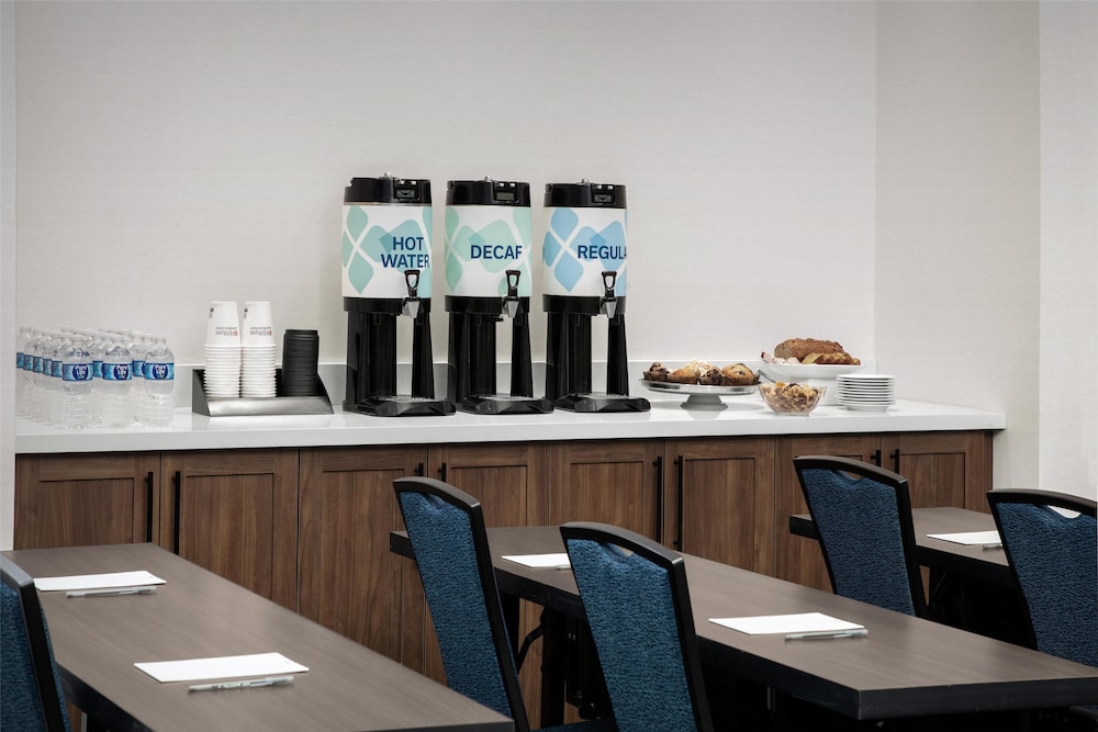 Hilton Garden Inn Portsmouth Downtown - photo 44