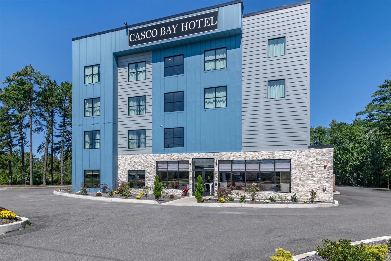 Casco Bay Hotel Portland Airport Maine Mall an Ascend Collection Hotel - photo 3