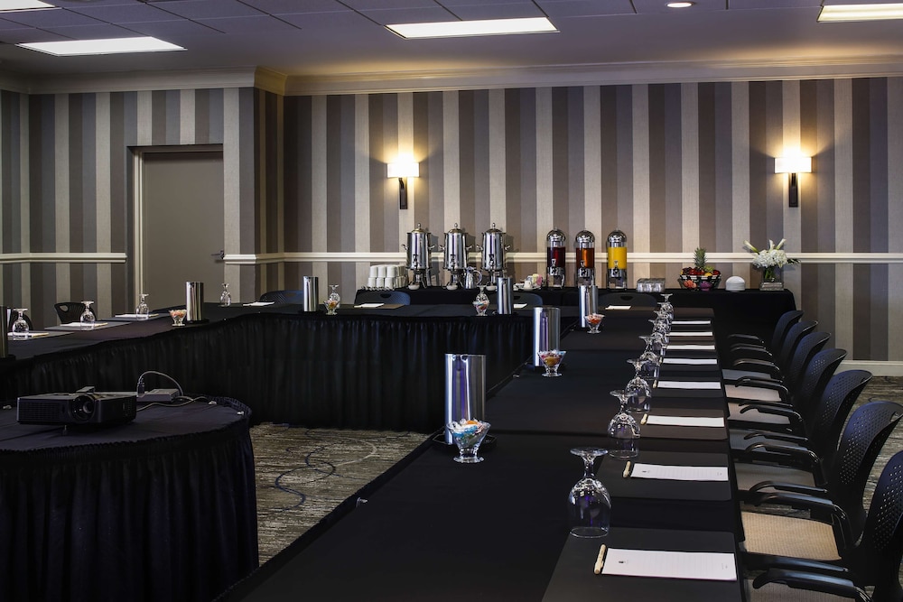 DoubleTree by Hilton Hotel Jacksonville Riverfront - photo 56