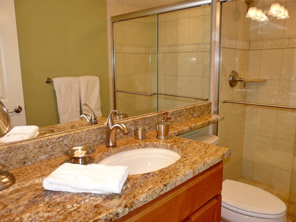 South Seas Tower 4 802 - photo 11