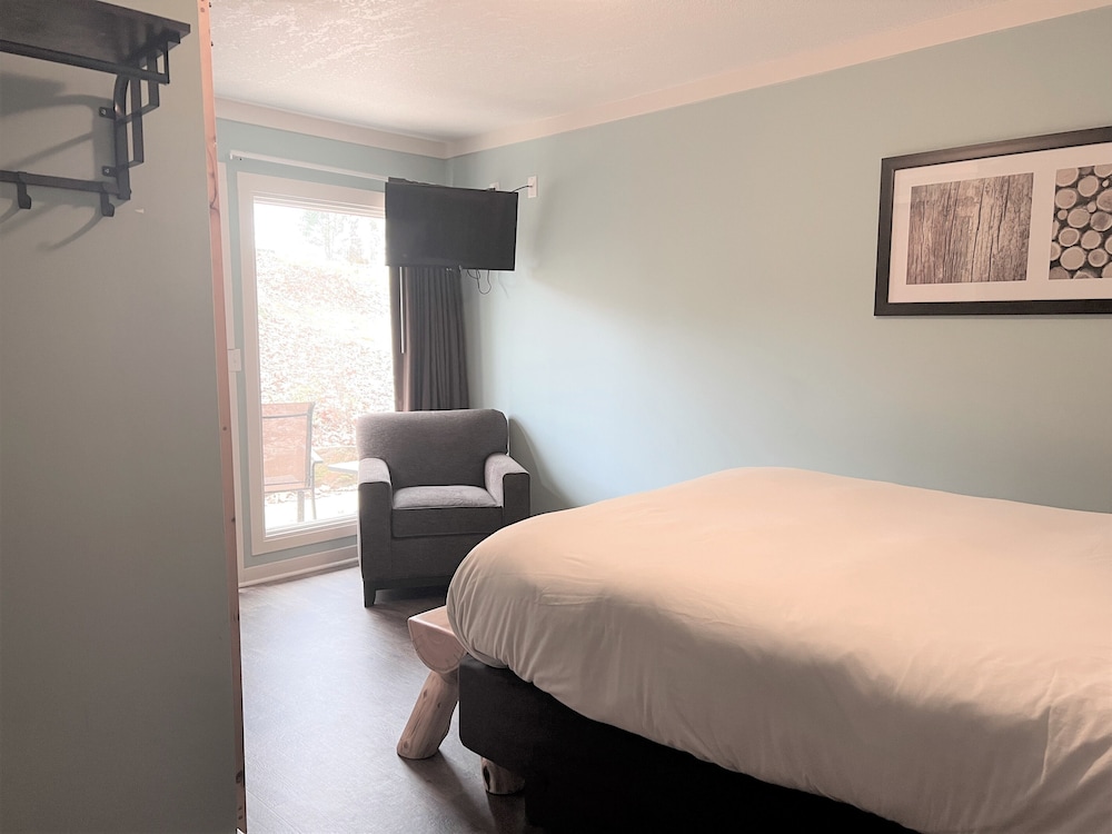 Mountain Top Inn and Resort - photo 17