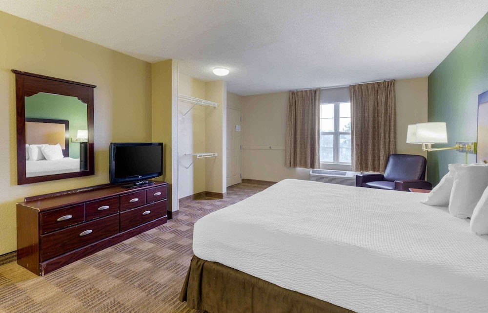 Extended Stay America Select Suites Fayetteville Owen Dr - photo 9