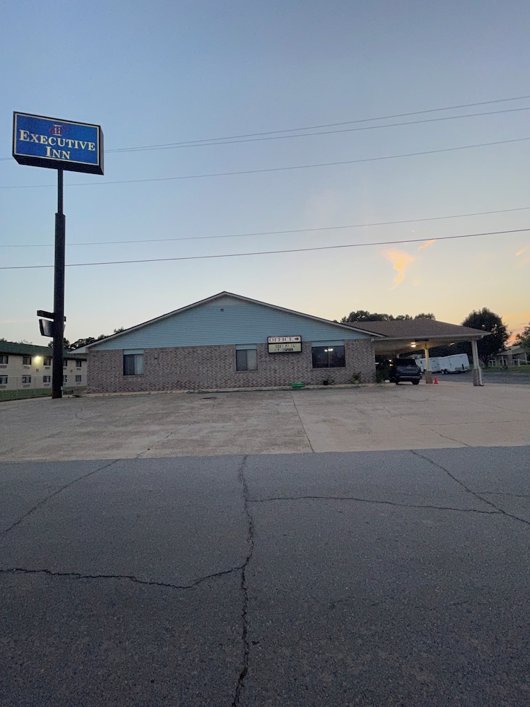 Executive Inn Of Mountain Home - photo 24