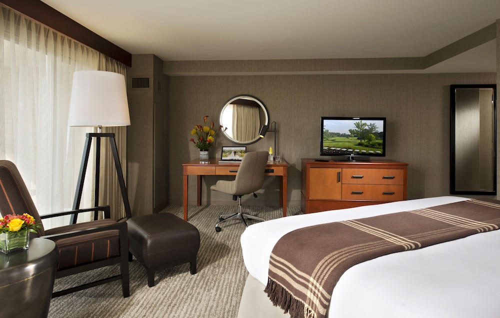 Eaglewood Resort and Spa - photo 7