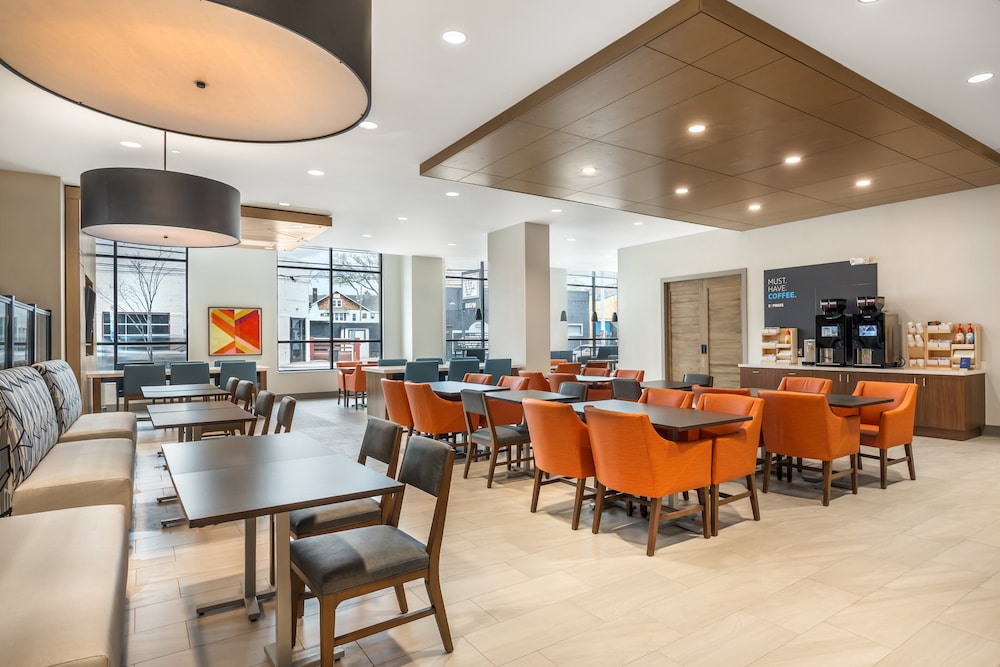 Holiday Inn Express & Suites Nashville West End Univ Area by IHG - photo 42