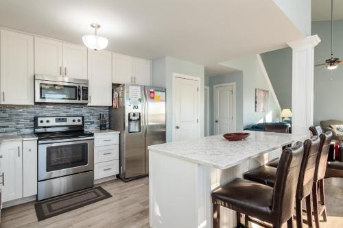 SeaSide by Oak Island Accommodations - photo 3