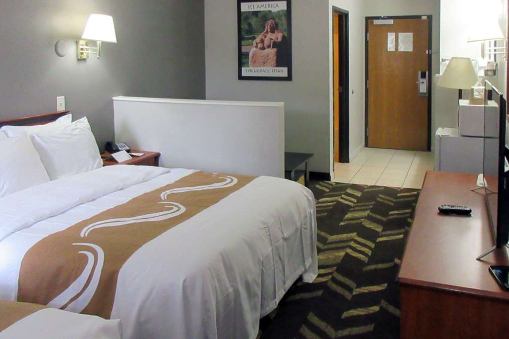 Rodeway Inn Salina - photo 21