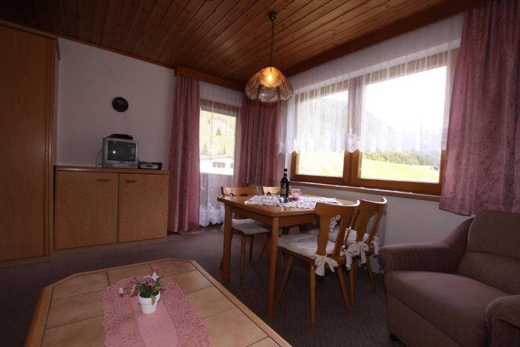 Landhaus Tschafein — 4-Star Luxury Hotel in Galtuer, Austria