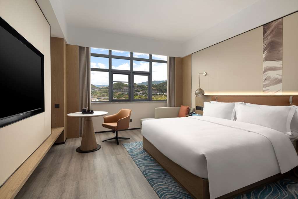 Days Hotel by Wyndham Enshi Girls Town in Enshi, People's Republic of China