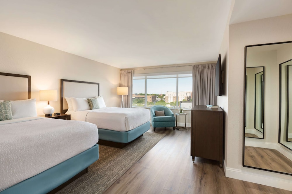 Hotel Ballast Wilmington Tapestry Collection by Hilton - photo 9