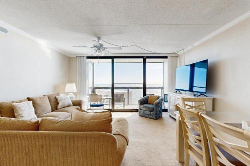 Golden Sands 2101 — 4-Star Luxury Hotel in Ocean City, United States