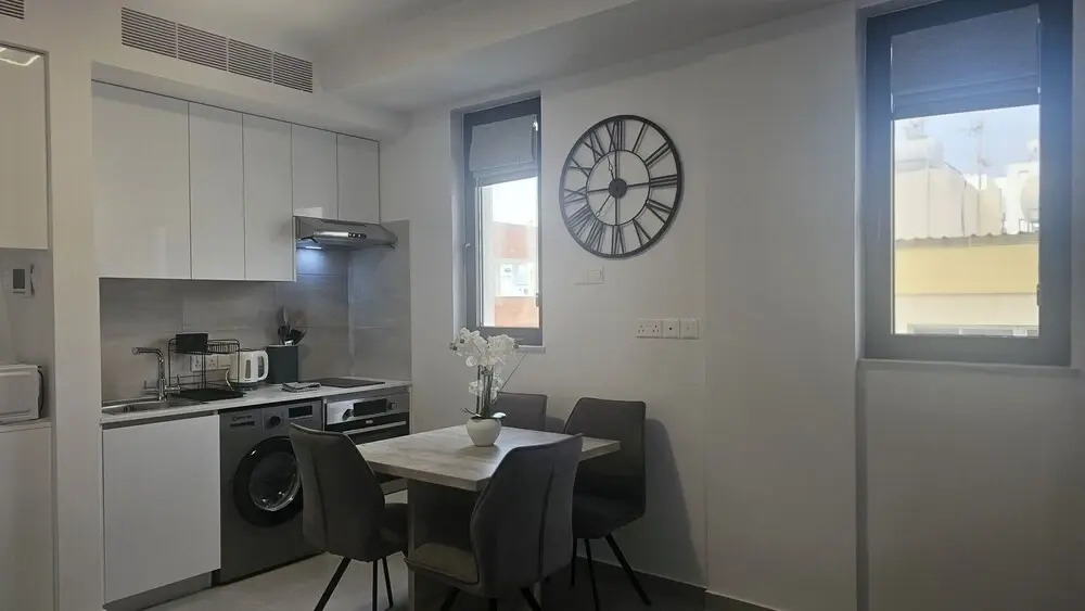 86 LCA Stay Mackenzie Beach Luxurious Studio