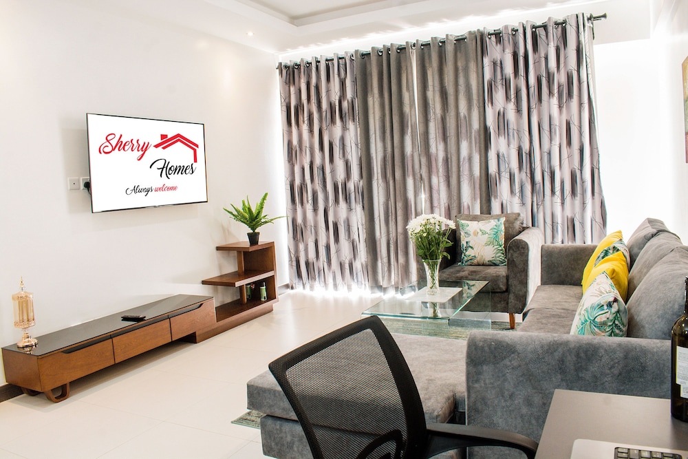 Modern Living 1 Br Gym & Pool Near Yaya