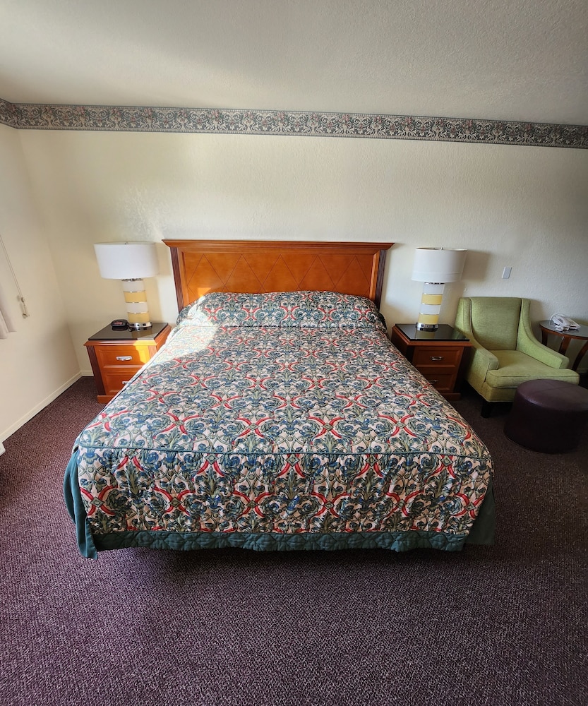 Bayview Inn - photo 27