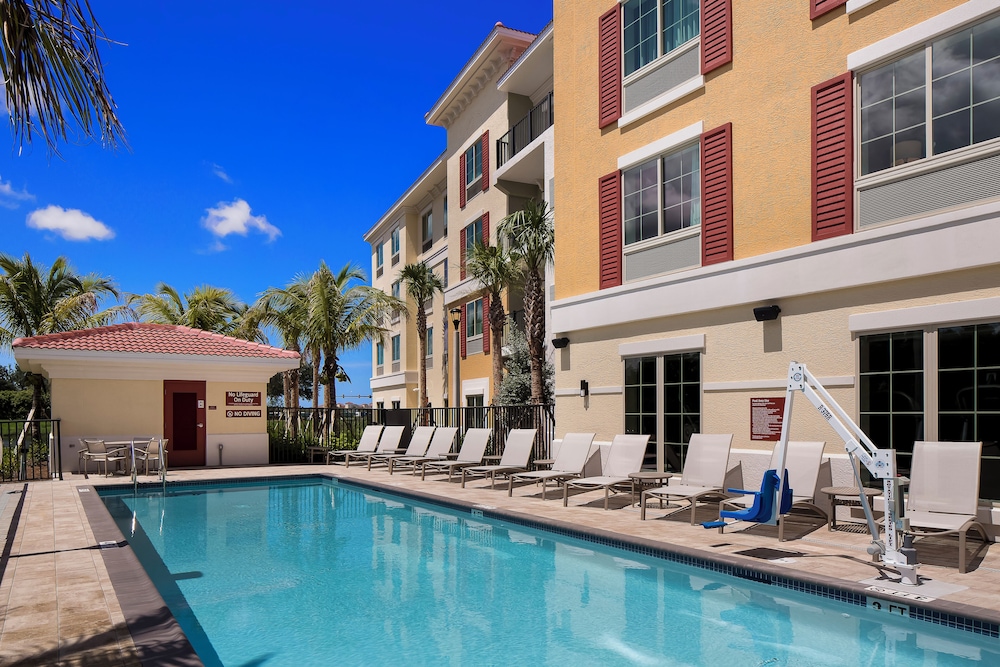 TownePlace Suites by Marriott Fort Myers Estero - photo 27