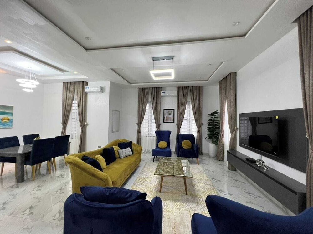 Phibs Luxury Homes — Abuja — photo 5