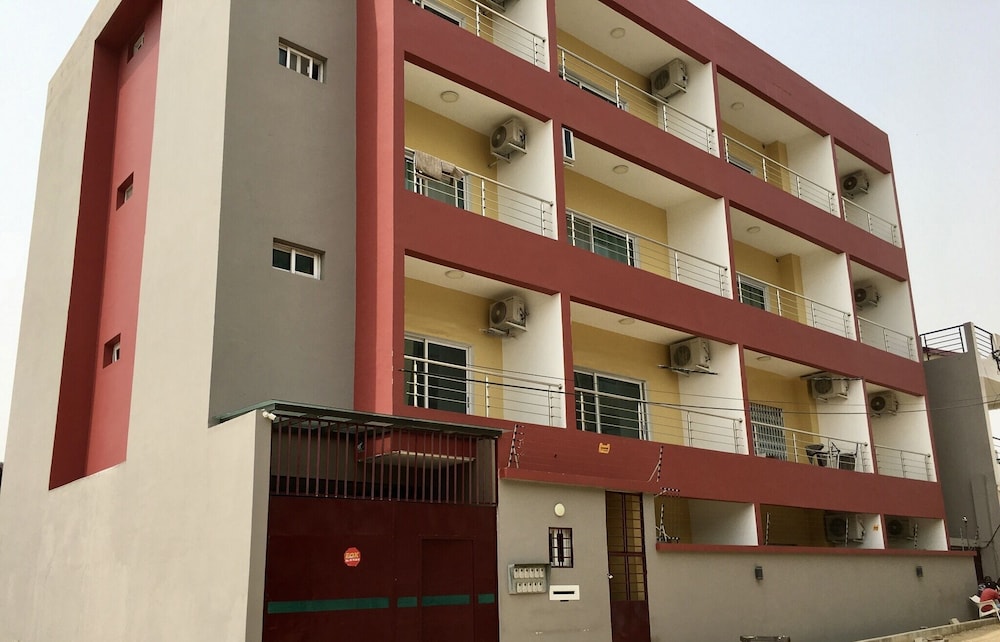 Residences Saint Pierre — 4-Star Luxury Hotel in Abidjan, Côte D'Ivoire