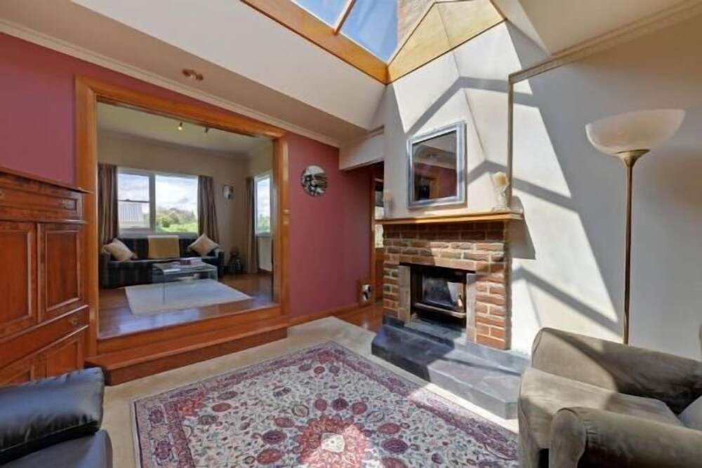 Bridge View Retreat in Richmond, Australia