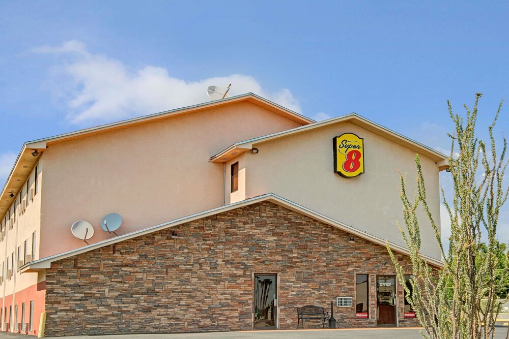 Super 8 by Wyndham Las Cruces University Area - photo 13