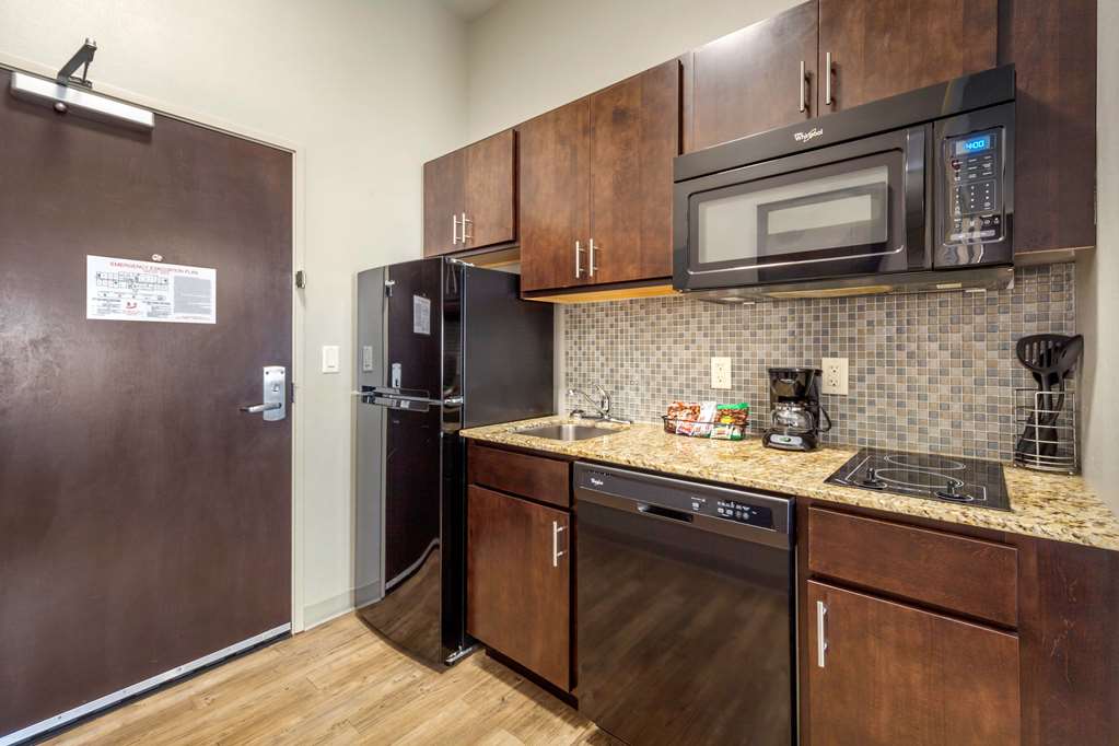 MainStay Suites Lincoln University Area - photo 26