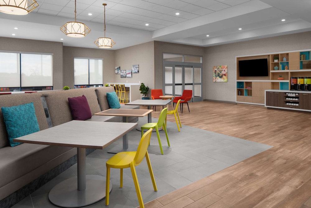 Home2 Suites by Hilton Hobbs - photo 2