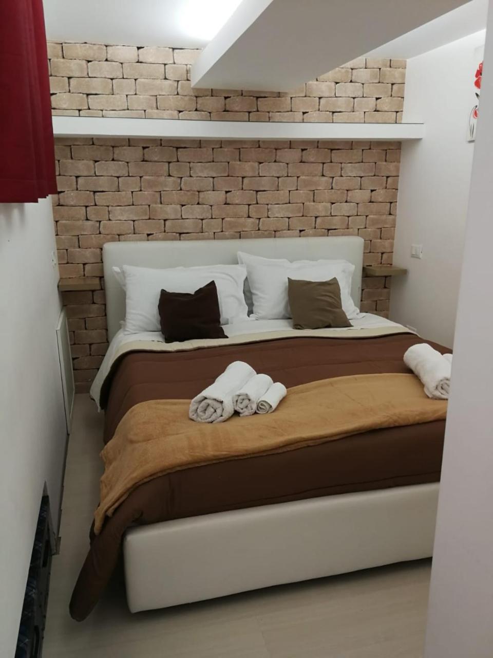 Baaria House Hotel — hotel in Barcellona Pozzo Di Gotto