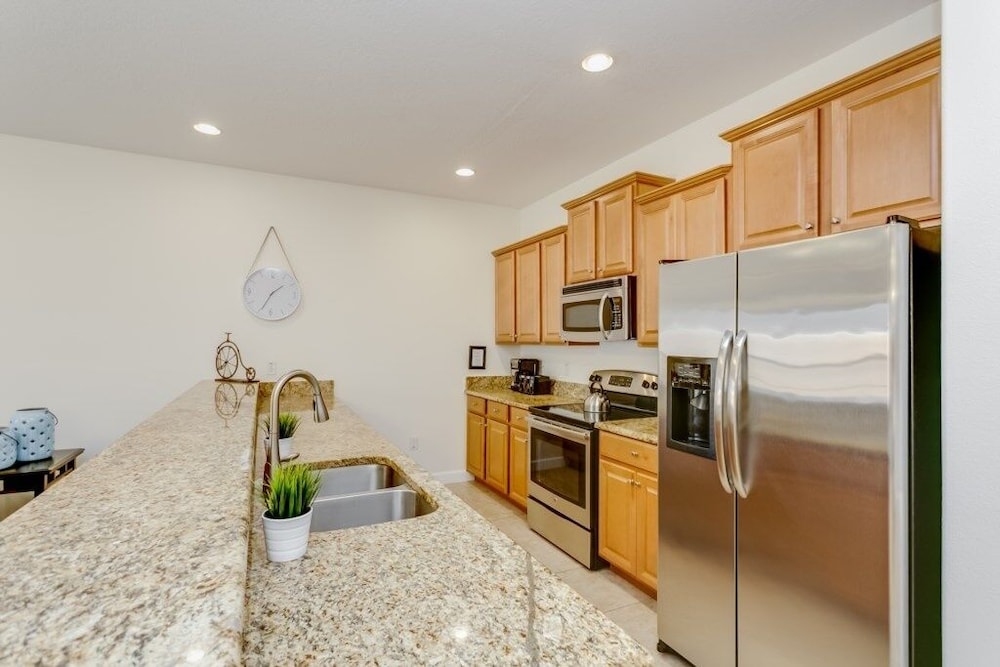 Paradise Palms Resort Town Home With Pool 4 Bedroom Townhouse by Redawning - photo 13