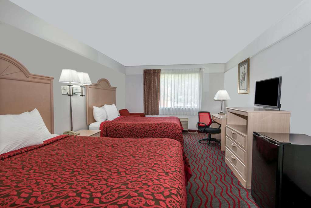 Days Inn by Wyndham Kansas City International Airport - photo 9