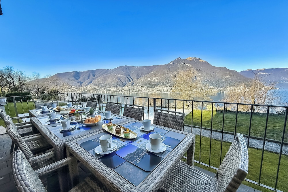 Casa Tulipano Grande — 4-Star Luxury Hotel in Faggeto Lario, Italy